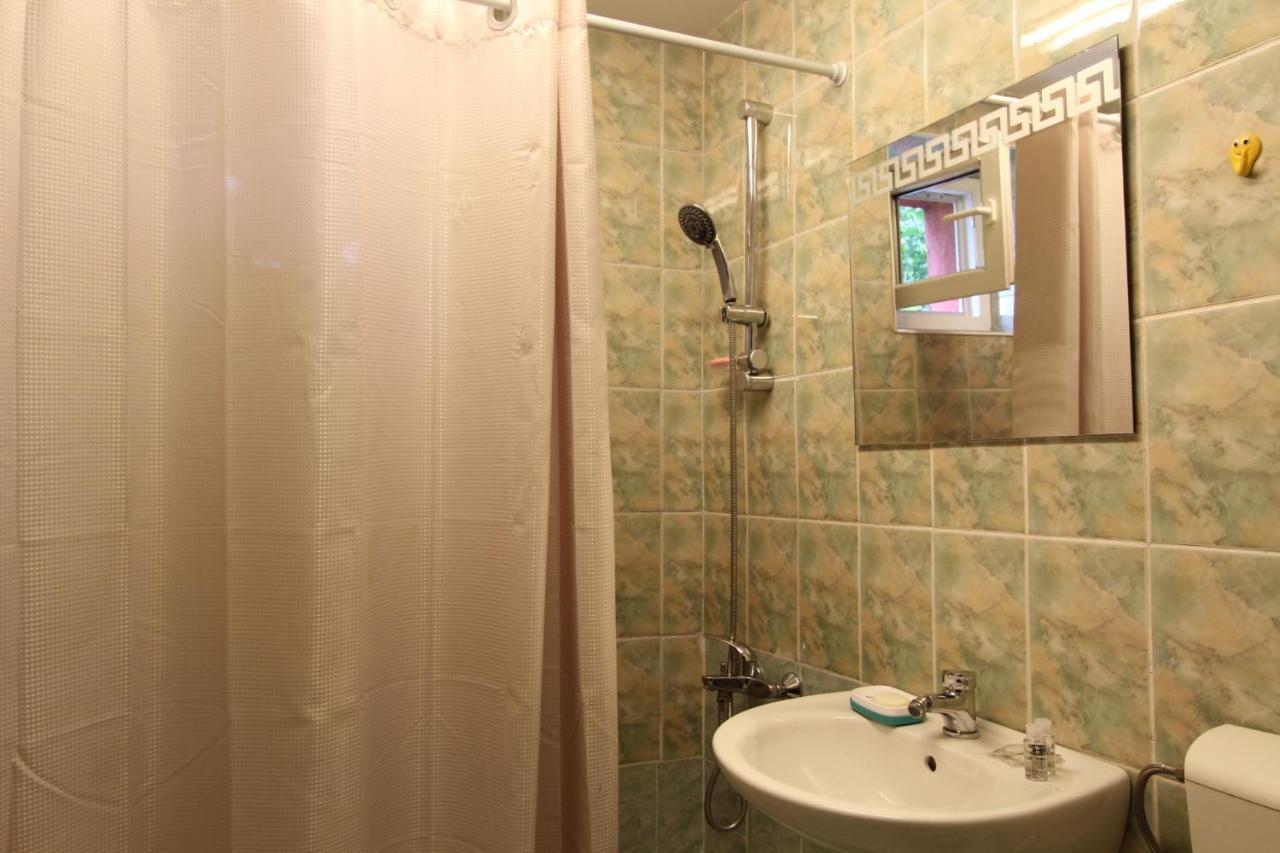 Piata Resita Host Apartment บูคาเรสต์ ภายนอก รูปภาพ